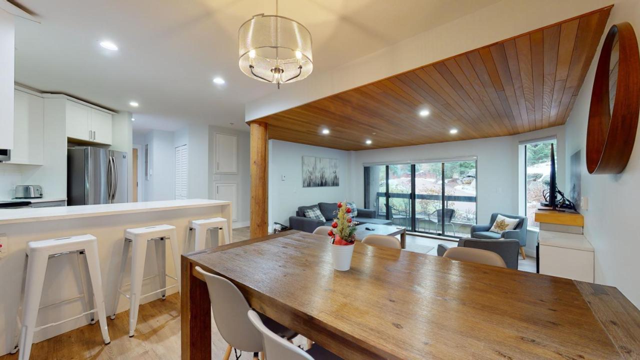 Ironwoods On Blueberry Hill By Whistler Blackcomb Vacation Rentals 外观 照片